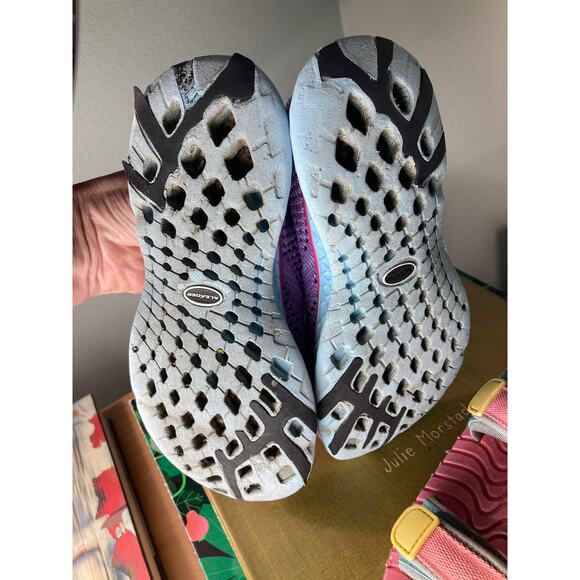 Two Pairs Sandals & Water Shoes Play All Day Sz 12 / 13 Cat & Jack SUN & FUN! - Picture 5 of 7